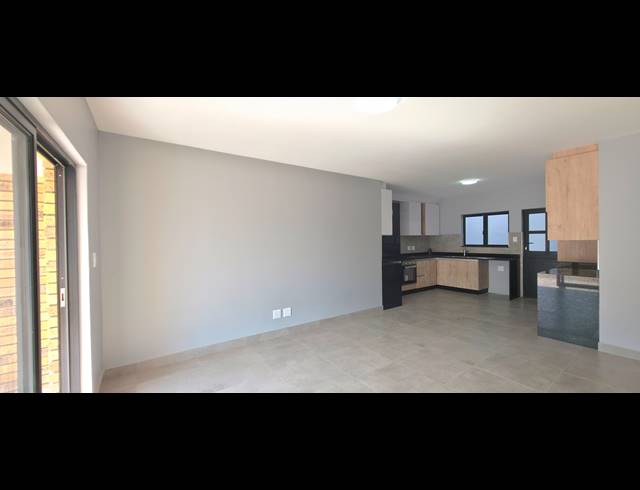 2 BEDROOM APARTMENT FOR SALE IN ESCOMBE